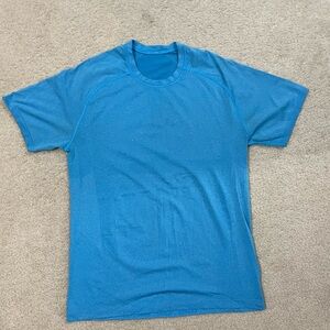 Lululemon Metal Vent Short Sleeve blue shirt size M